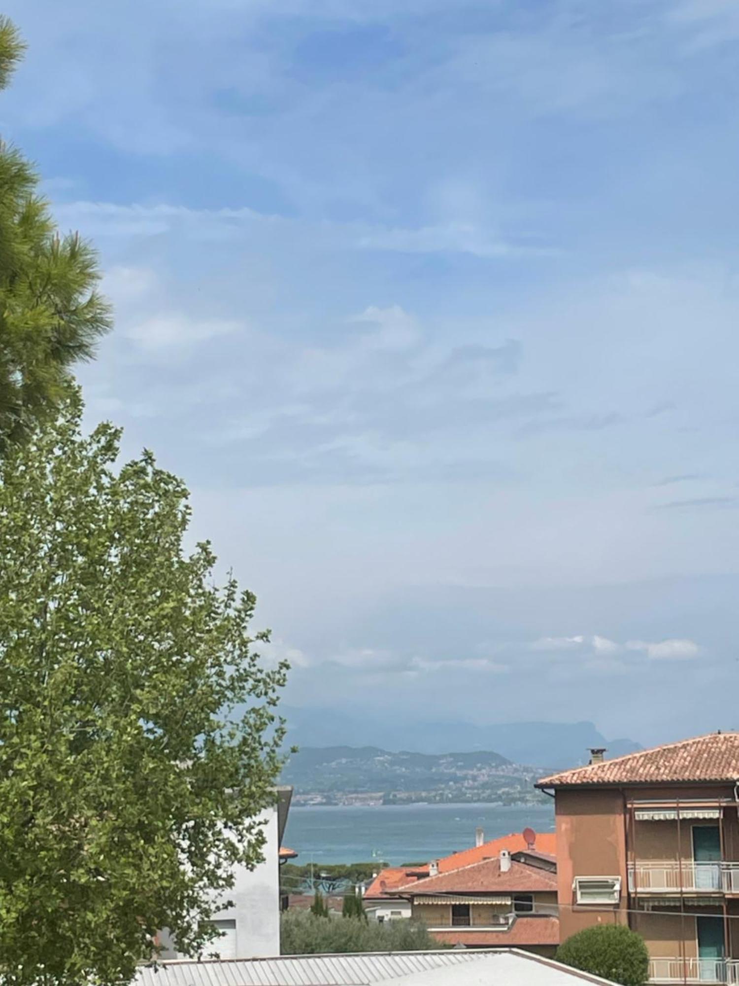 Nico'S Apartment Peschiera del Garda Exterior photo