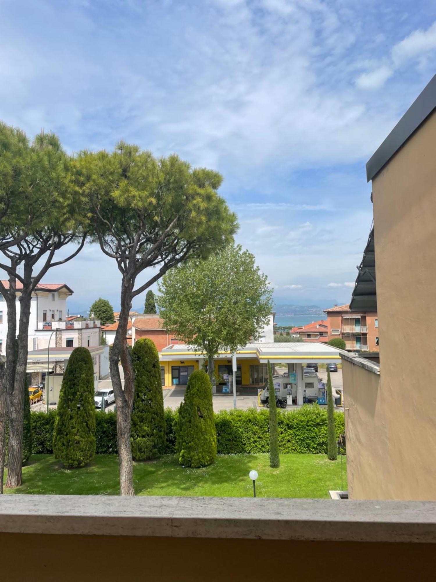 Nico'S Apartment Peschiera del Garda Exterior photo